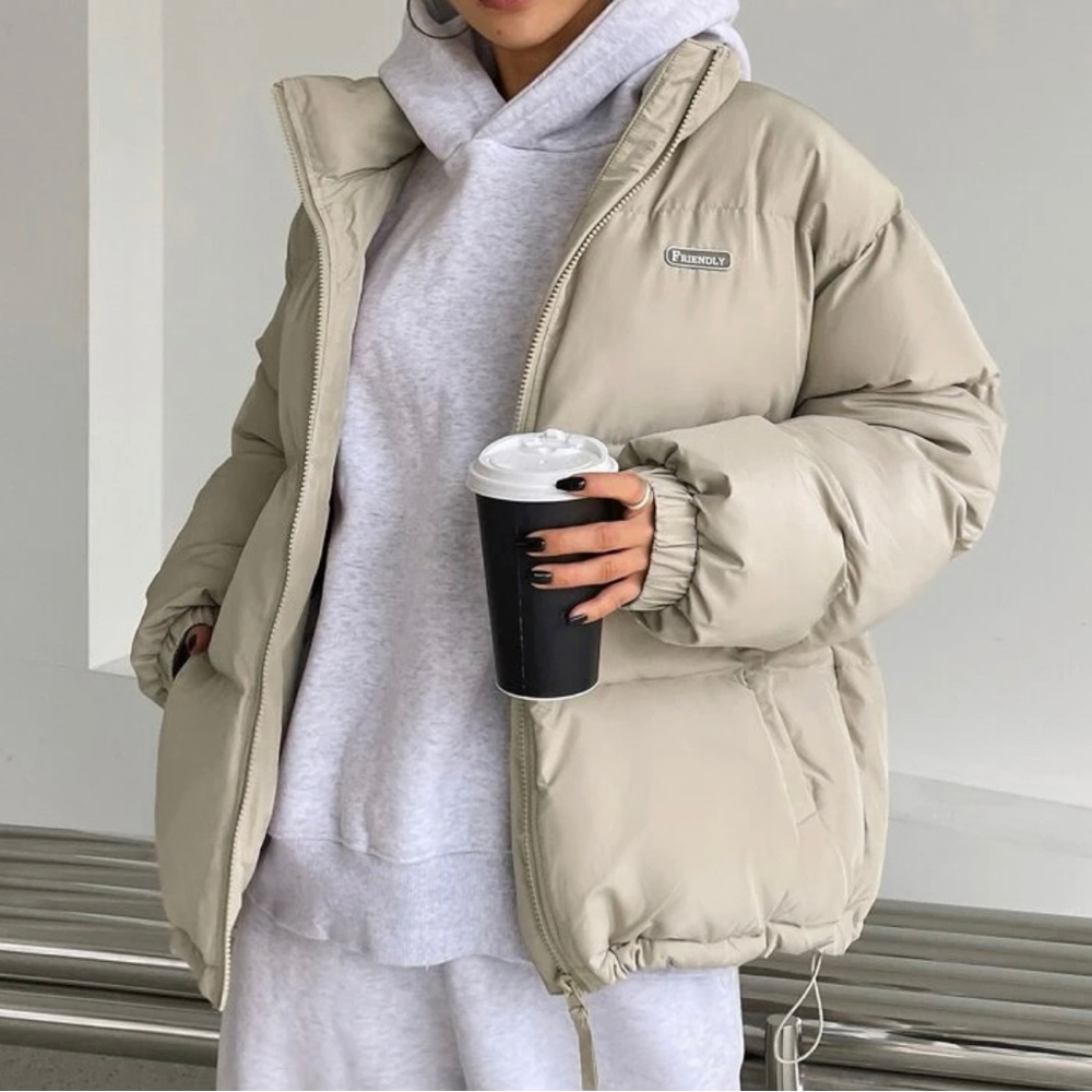 Never used before. Size Small. Puffer Jacket.